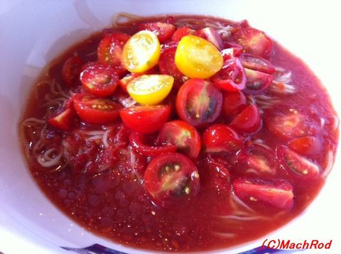 花の季トマトの夏物語〜冷製トマトラーメン〜